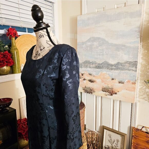 Vintage 80's Dawn Joy Sexy Floral Print Midi Sheath Dress. - Picture 4 of 14